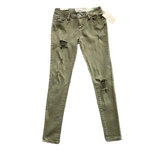 Alter’d State NWT Sage Green Ripped/Distressed Ankle Skinny Jeans 27/5
